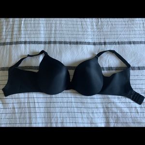 ✨ 2 for $30✨ La Vie en Rose Sleekback full coverage bra